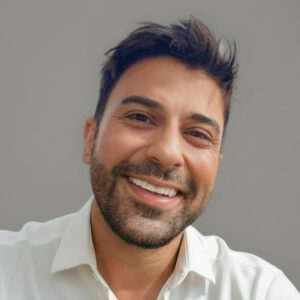 About 4 Profile picture of Bobby Singh, the Vice President of Public Relations of Mercury Toastmasters Berlin.